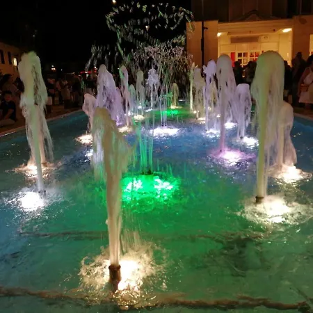 Center * Umag