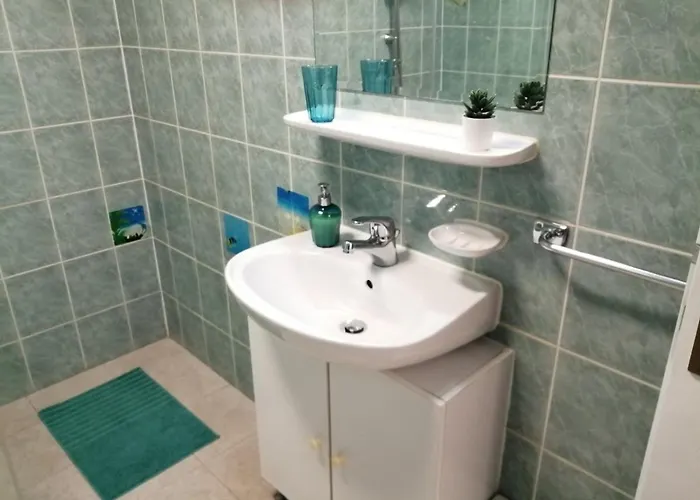 Center Apartman *
